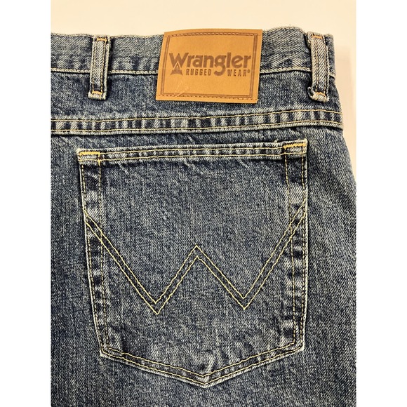 Men's Wrangler Rugged Wear Medium Wash Denim 54X30 - Picture 7 of 11